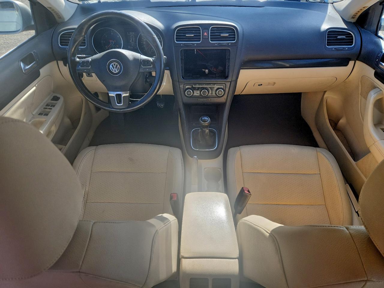 2011 VOLKSWAGEN JETTA TDI photo 8