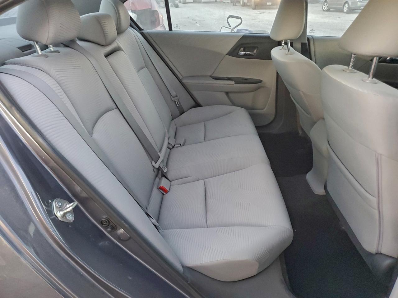 2015 HONDA ACCORD LX photo 10