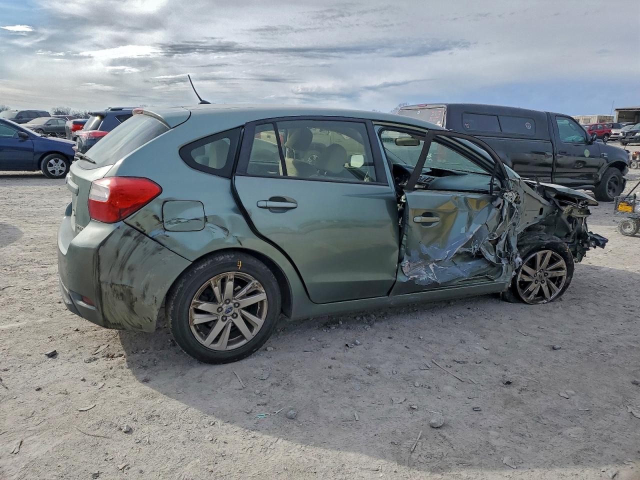 2016 SUBARU IMPREZA PREMIUM photo 3