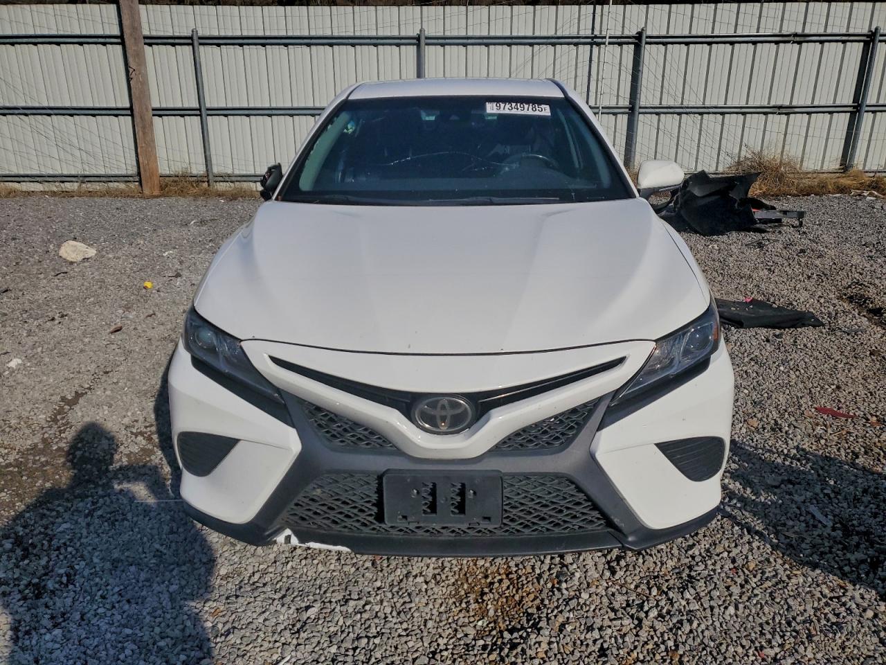 2018 TOYOTA CAMRY L photo 5