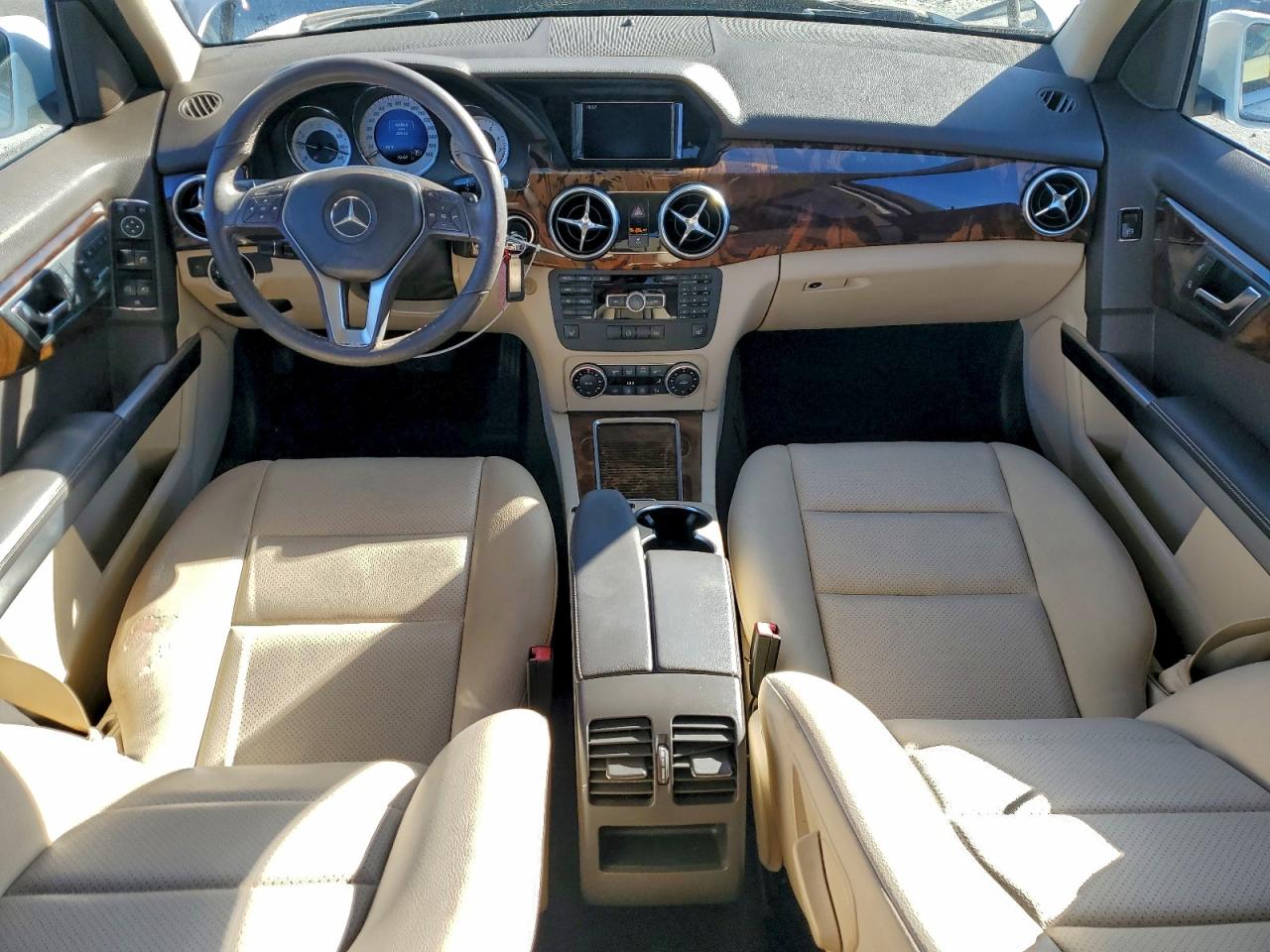 2015 MERCEDES-BENZ GLK 350 photo 22