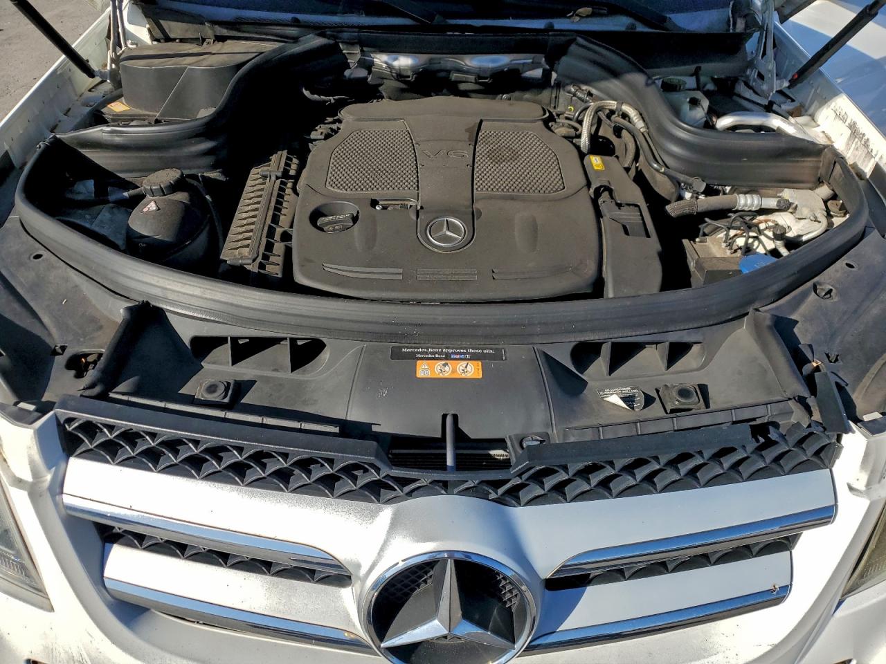 2015 MERCEDES-BENZ GLK 350 photo 34
