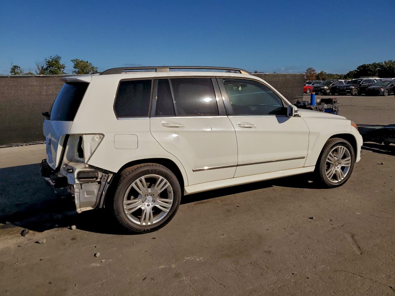 2015 MERCEDES-BENZ GLK 350 photo 7