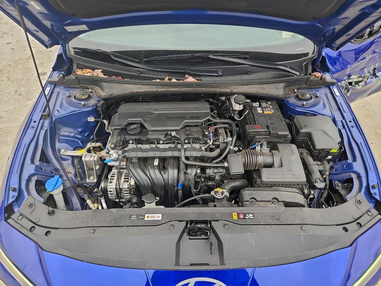 2025 HYUNDAI ELANTRA SE photo 31