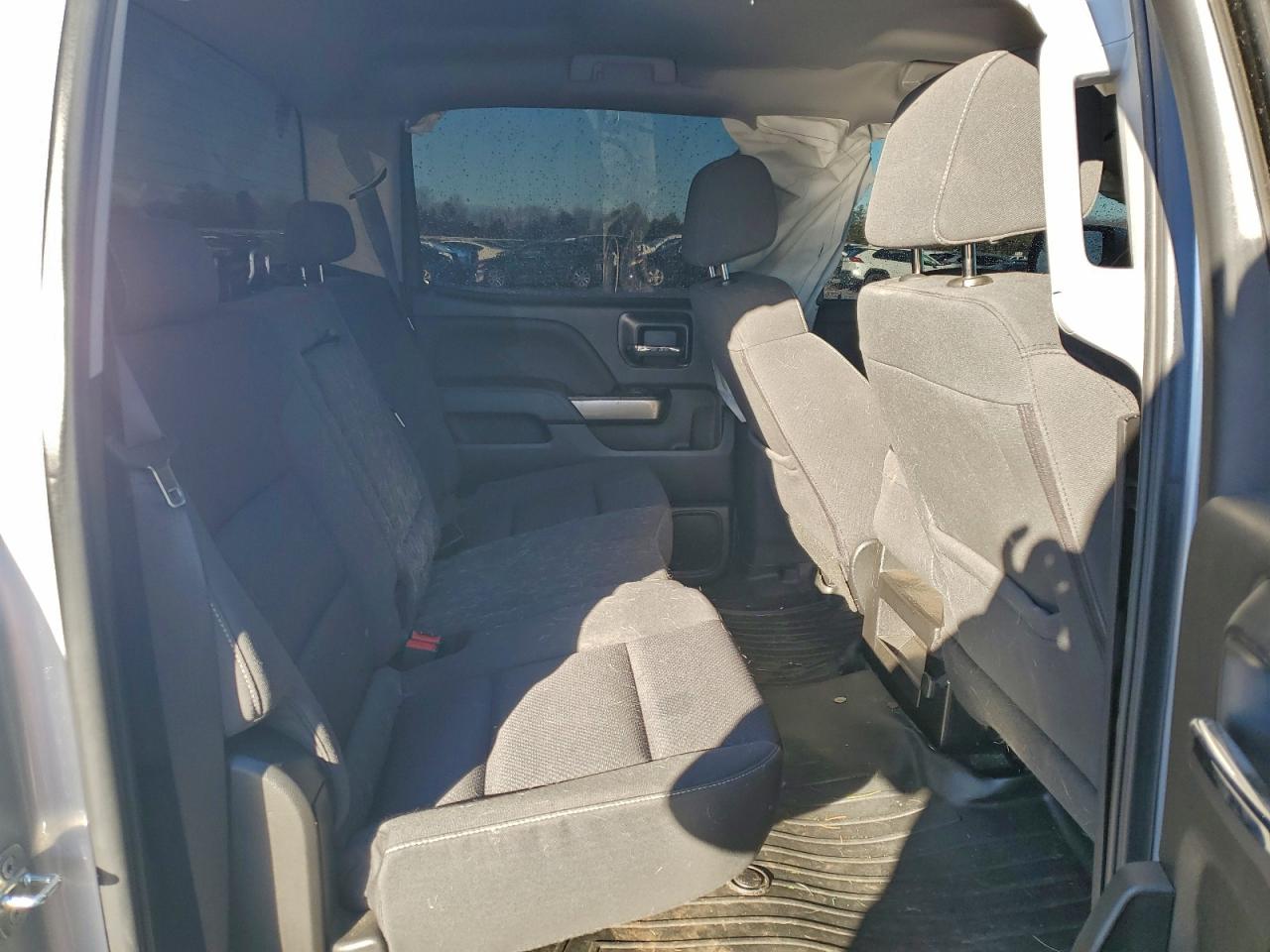 2018 CHEVROLET SILVERADO K1500 LT photo 10
