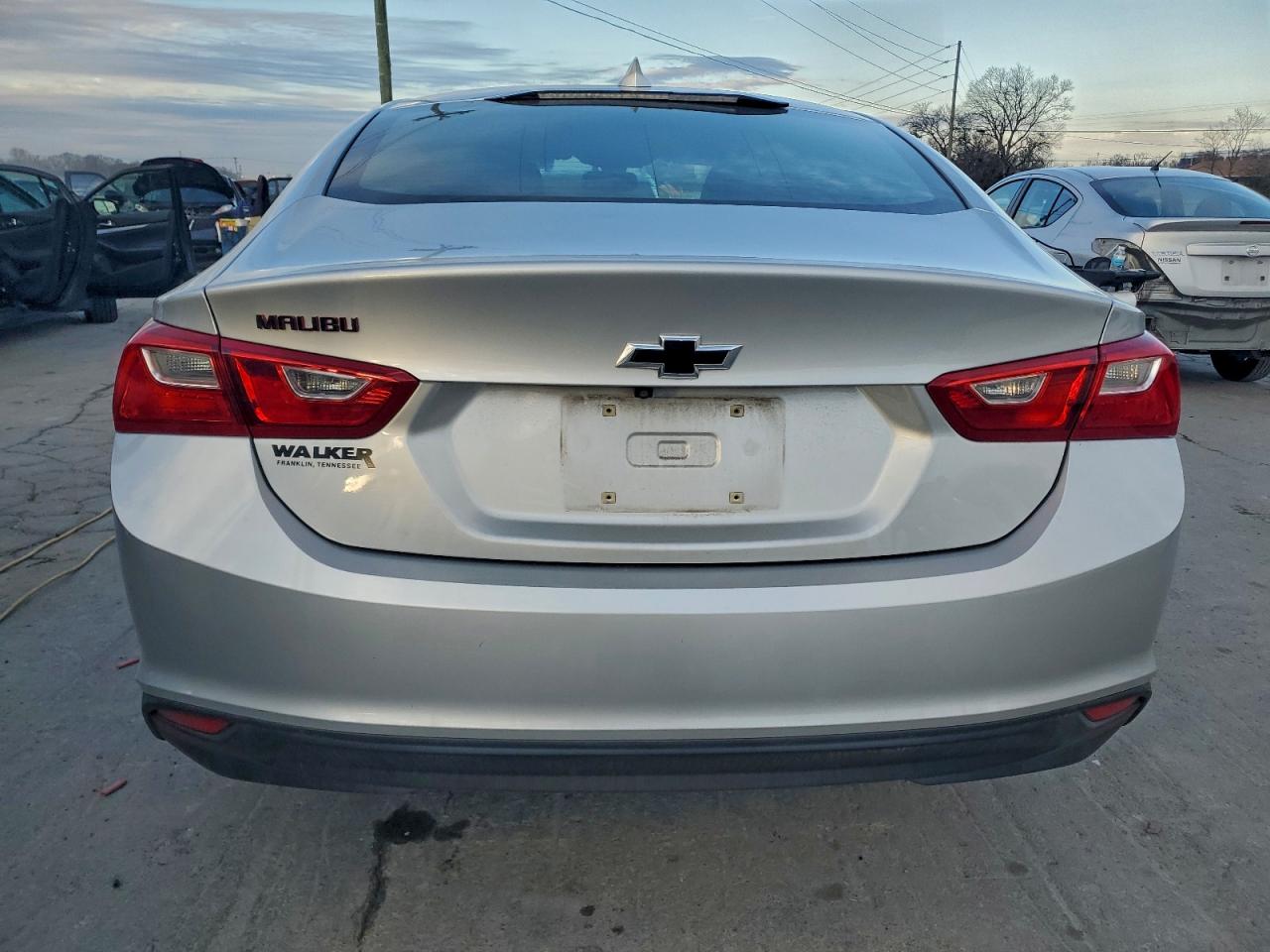 2018 CHEVROLET MALIBU LT photo 6