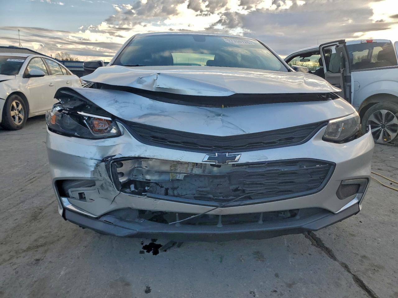 2018 CHEVROLET MALIBU LT photo 5