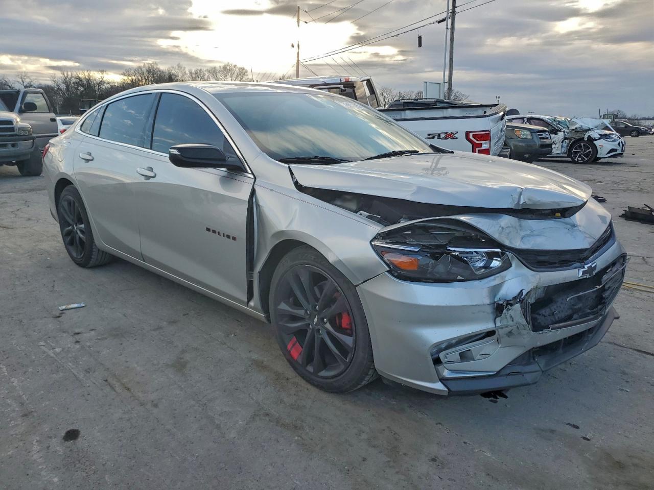 2018 CHEVROLET MALIBU LT photo 4
