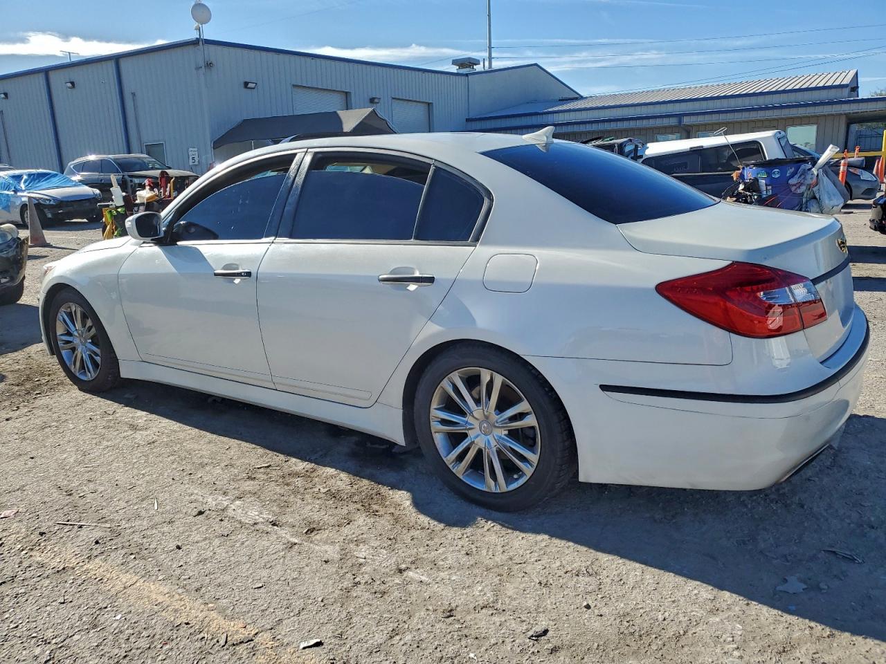 2012 HYUNDAI GENESIS 3.8L V6 photo 3