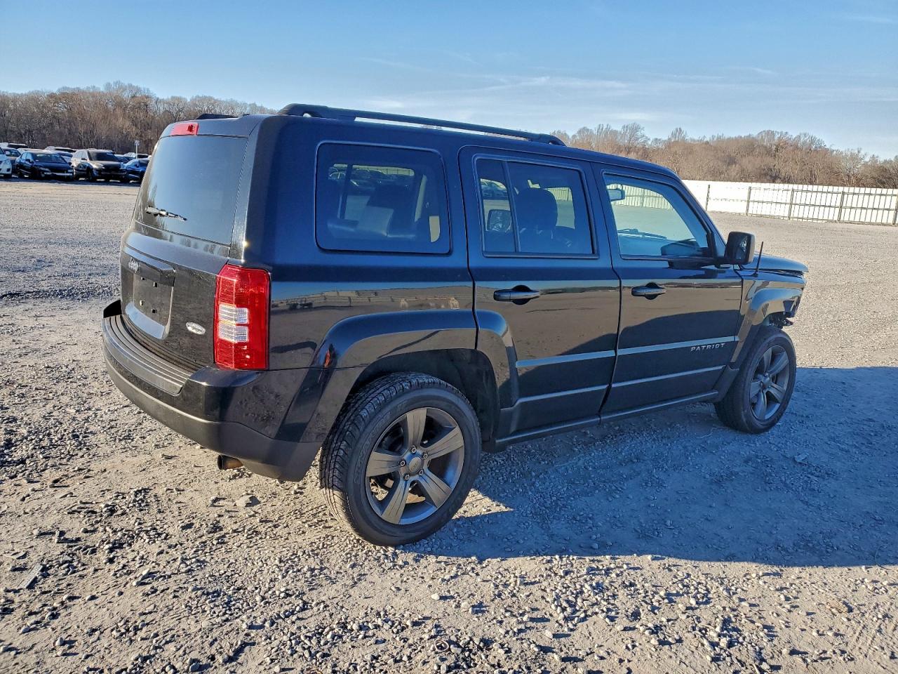 2015 JEEP PATRIOT LATITUDE photo 5