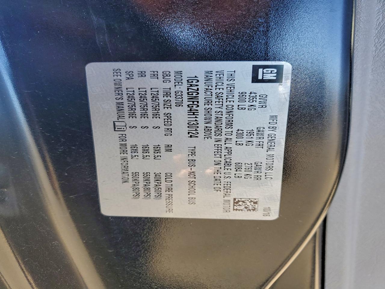 2017 CHEVROLET EXPRESS G3500 LS photo 36