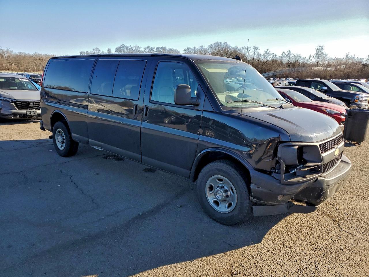 2017 CHEVROLET EXPRESS G3500 LS photo 10