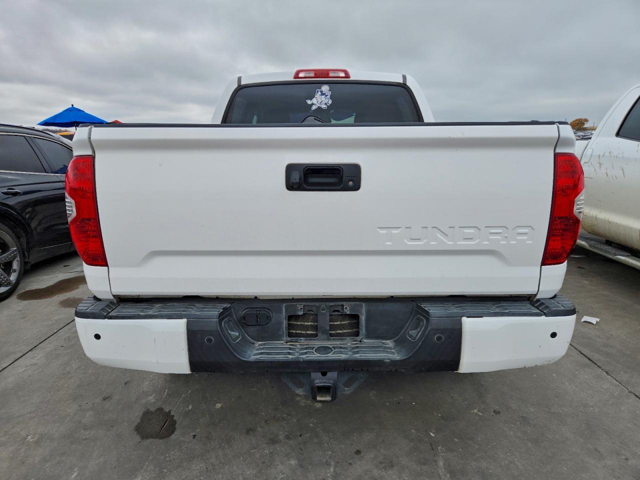 2014 TOYOTA TUNDRA CREWMAX PLATINUM photo 16