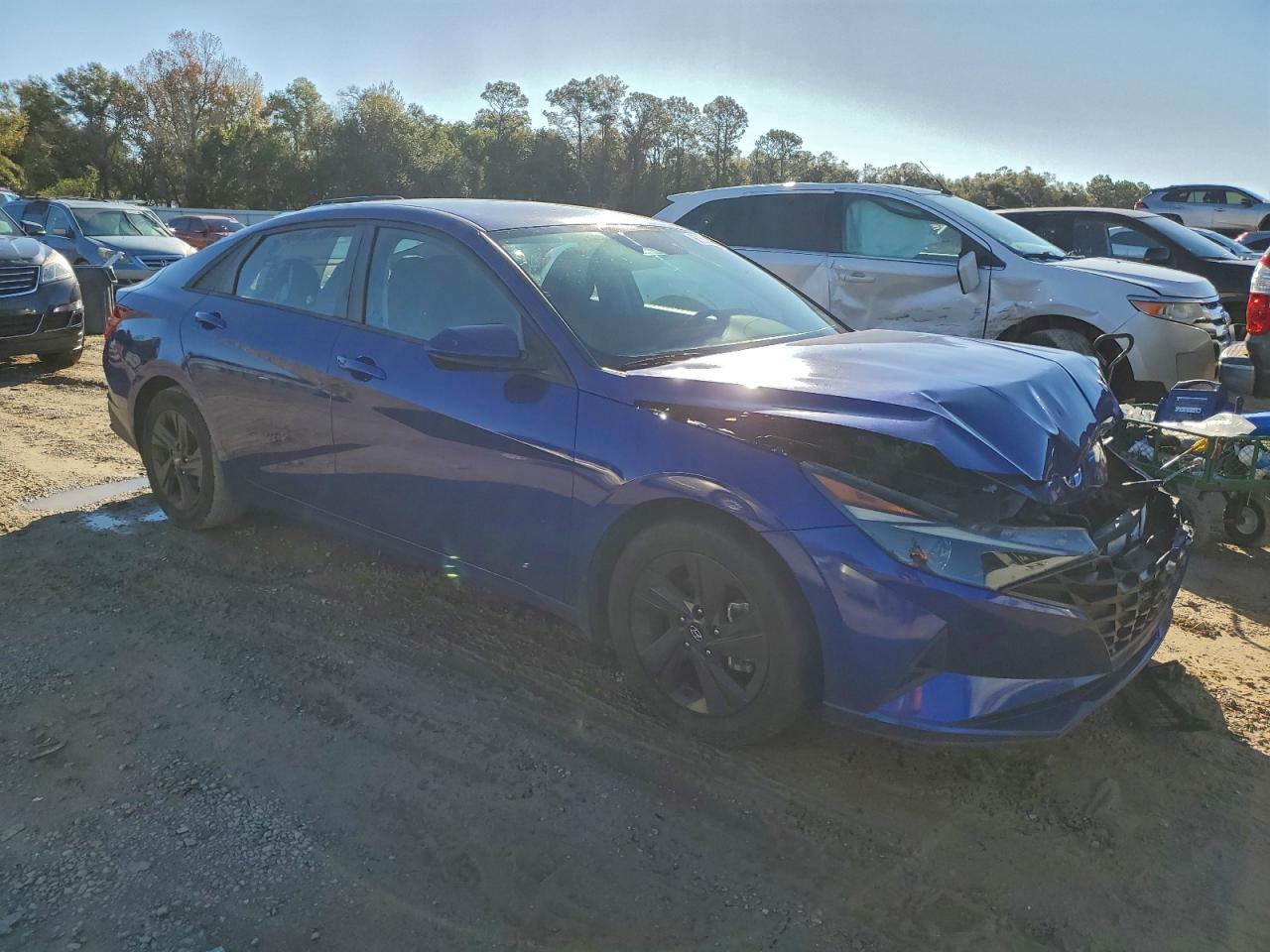 2022 HYUNDAI ELANTRA SEL photo 4