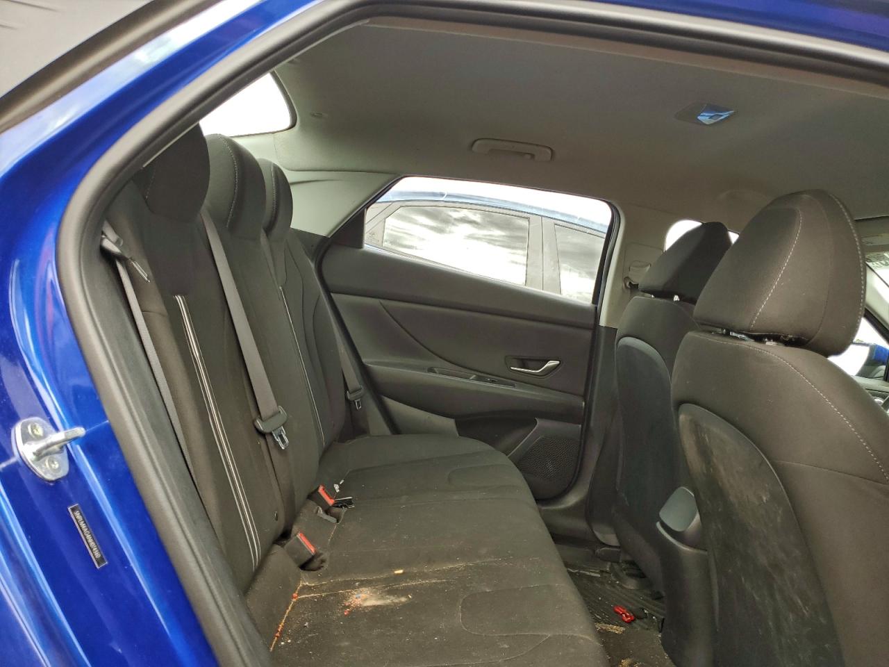 2022 HYUNDAI ELANTRA SEL photo 10