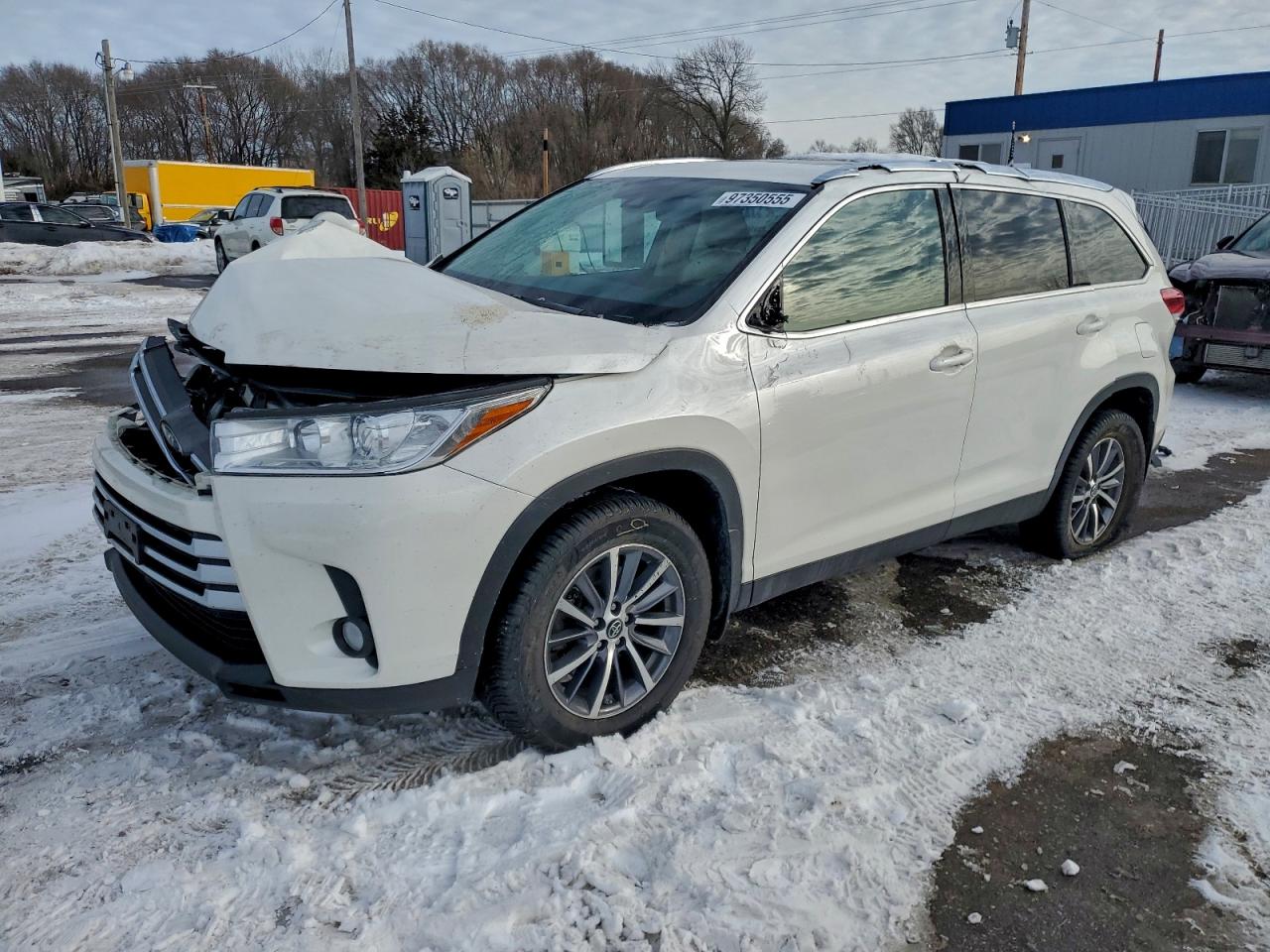 2019 TOYOTA HIGHLANDER