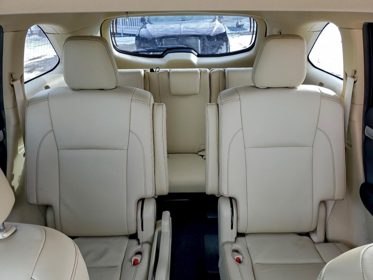 2019 TOYOTA HIGHLANDER SE photo 10