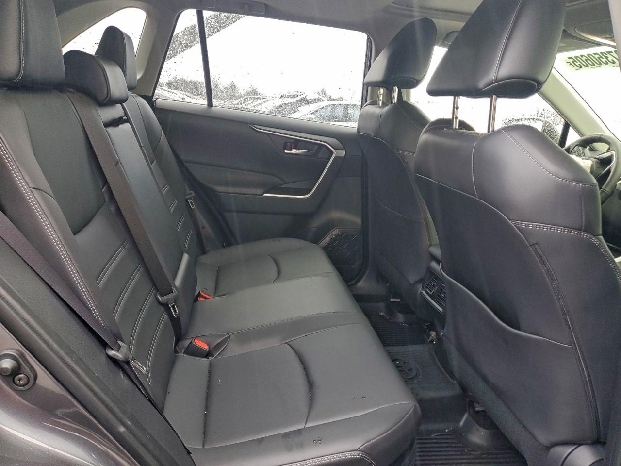 2025 TOYOTA RAV4 XLE PREMIUM photo 21