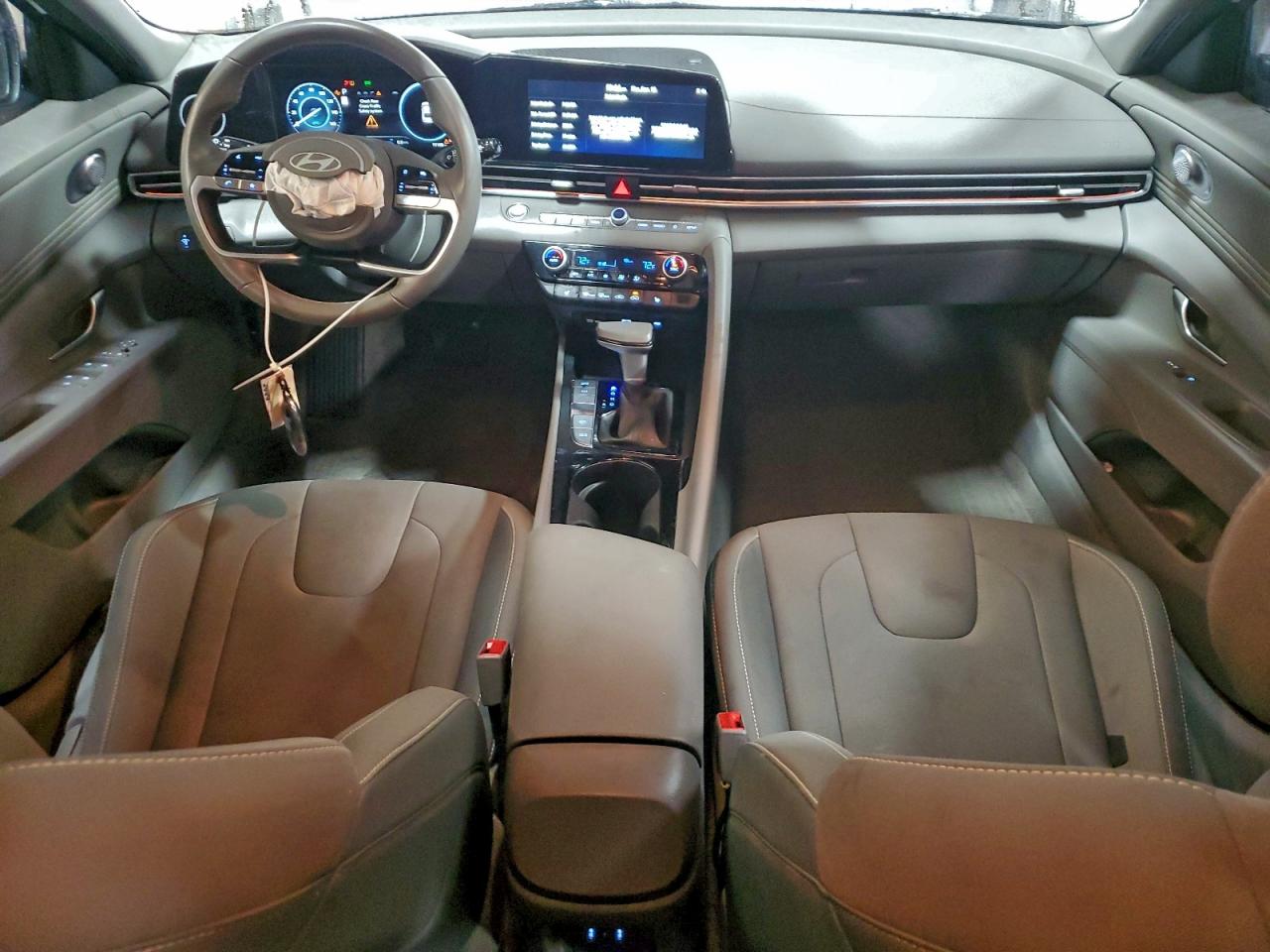 2025 HYUNDAI ELANTRA SEL CONVENIENCE photo 15