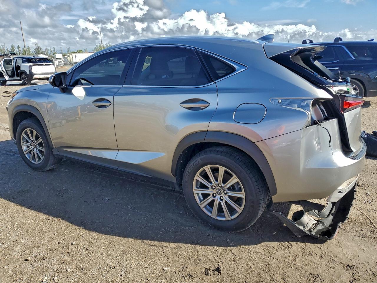 2020 LEXUS NX 300 BASE photo 3