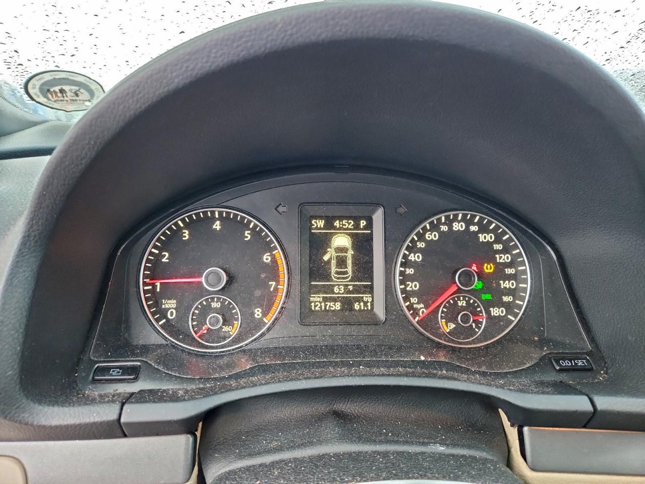 2010 VOLKSWAGEN EOS TURBO photo 9