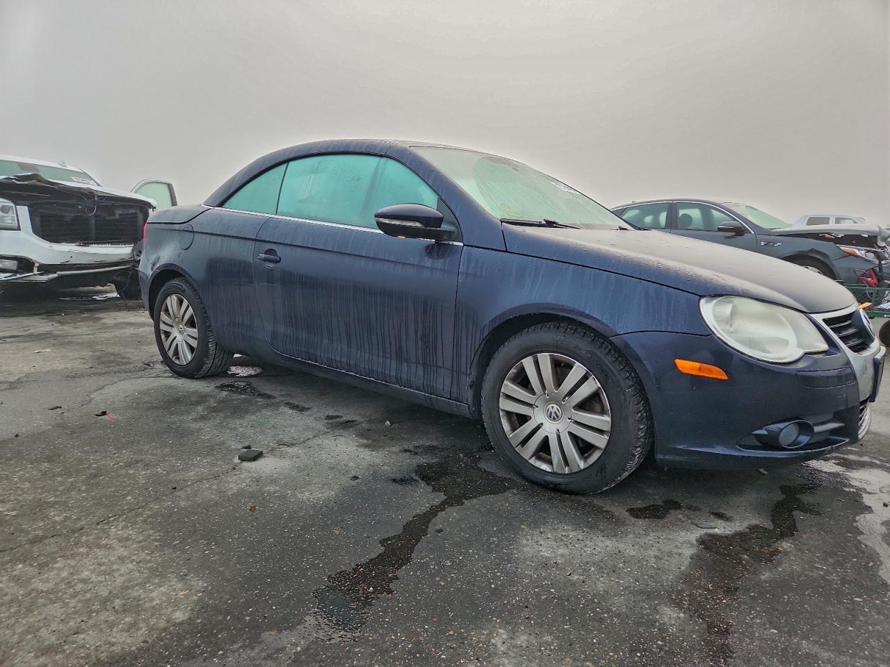 2010 VOLKSWAGEN EOS TURBO photo 4