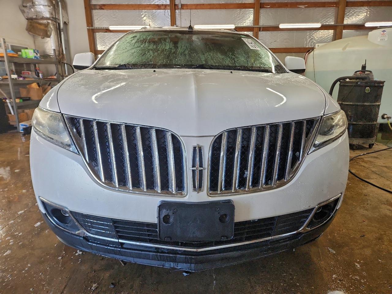 2011 LINCOLN MKX photo 9