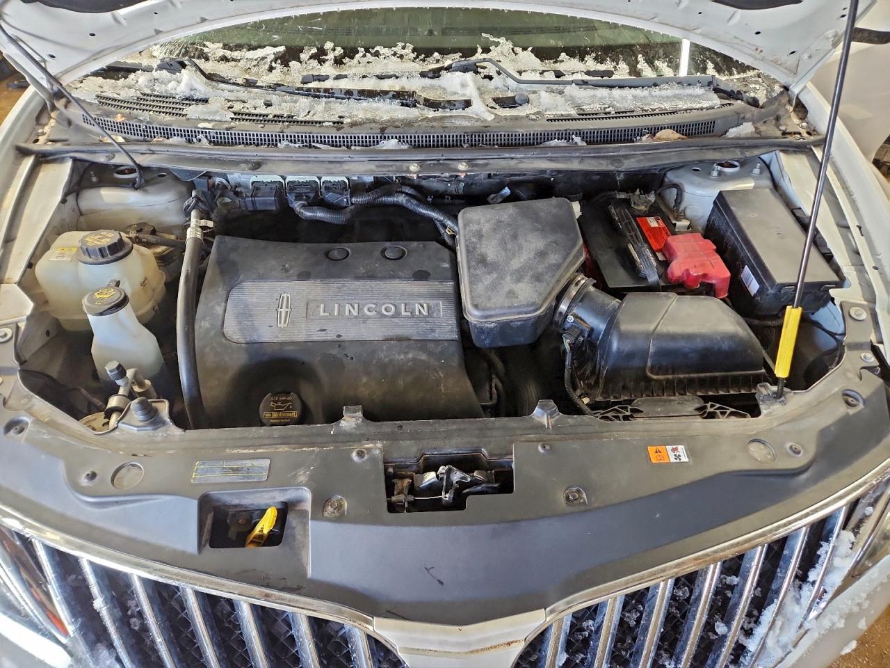 2011 LINCOLN MKX photo 23