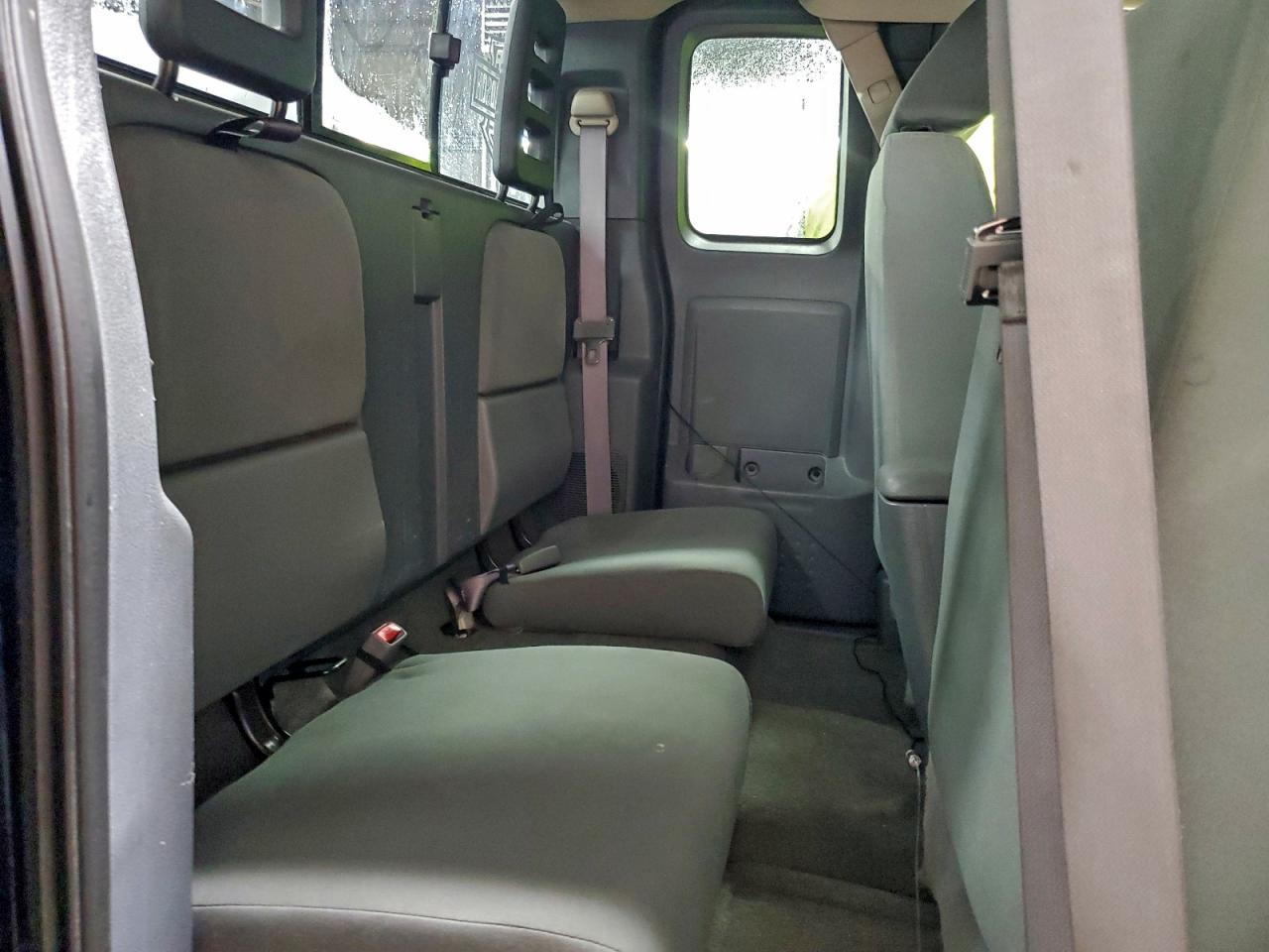 2005 DODGE DAKOTA ST photo 10