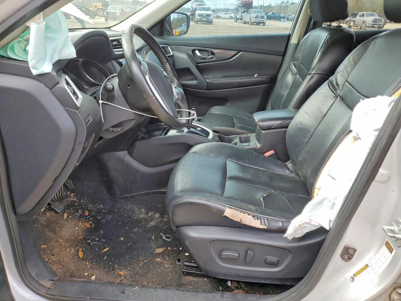 2014 NISSAN ROGUE S photo 7