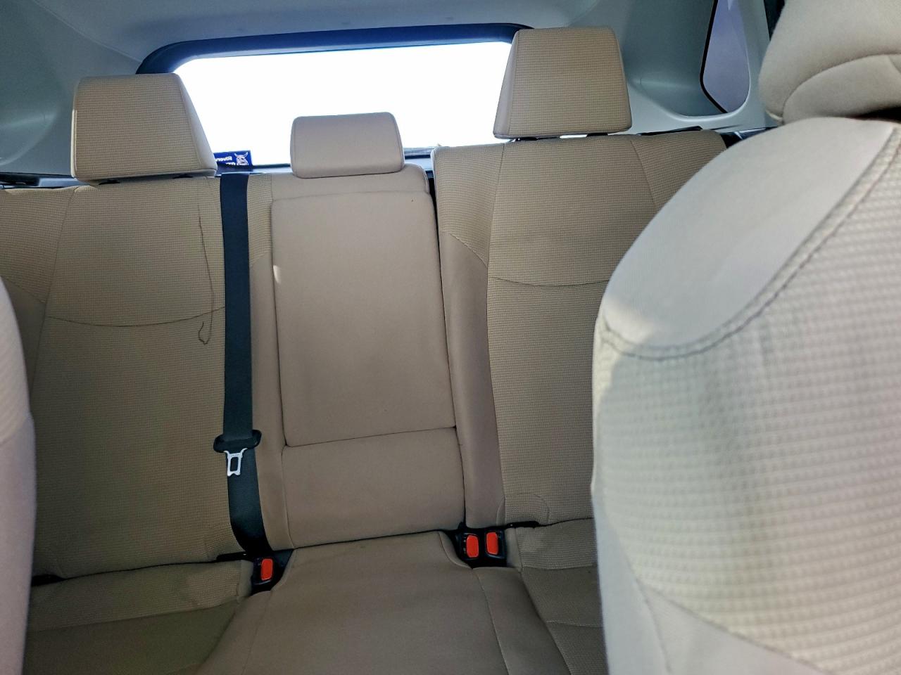 2022 TOYOTA RAV4 LE photo 10