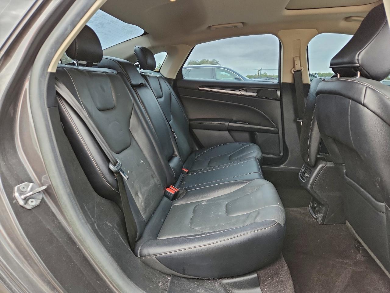 2020 FORD FUSION TITANIUM photo 10