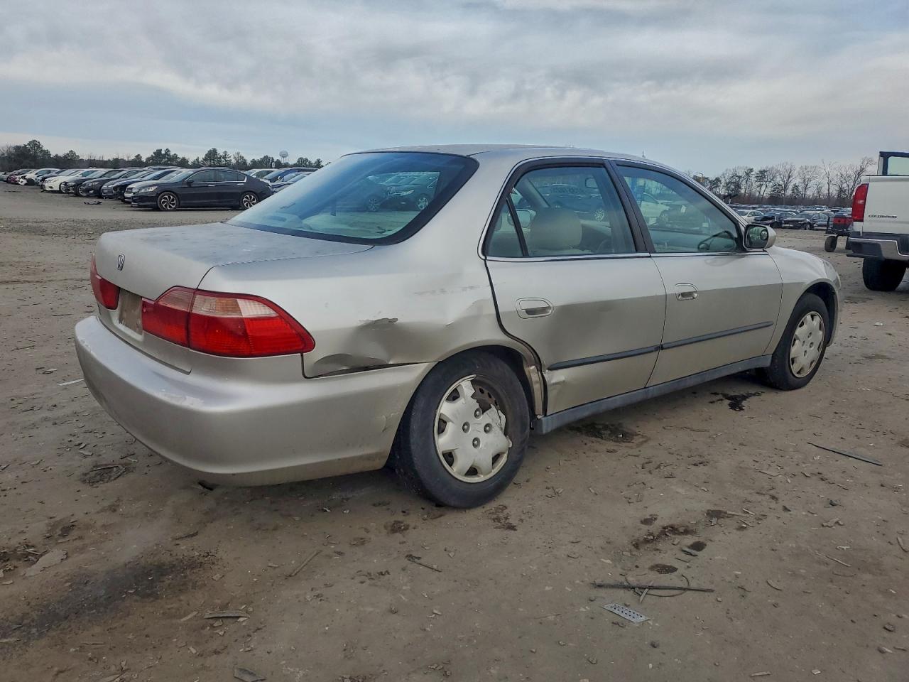1998 HONDA ACCORD LX photo 3