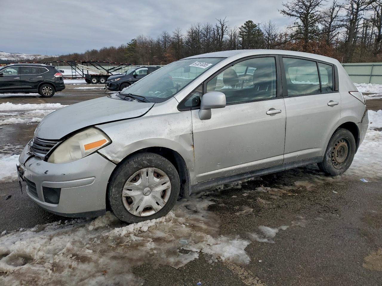 2011 NISSAN VERSA