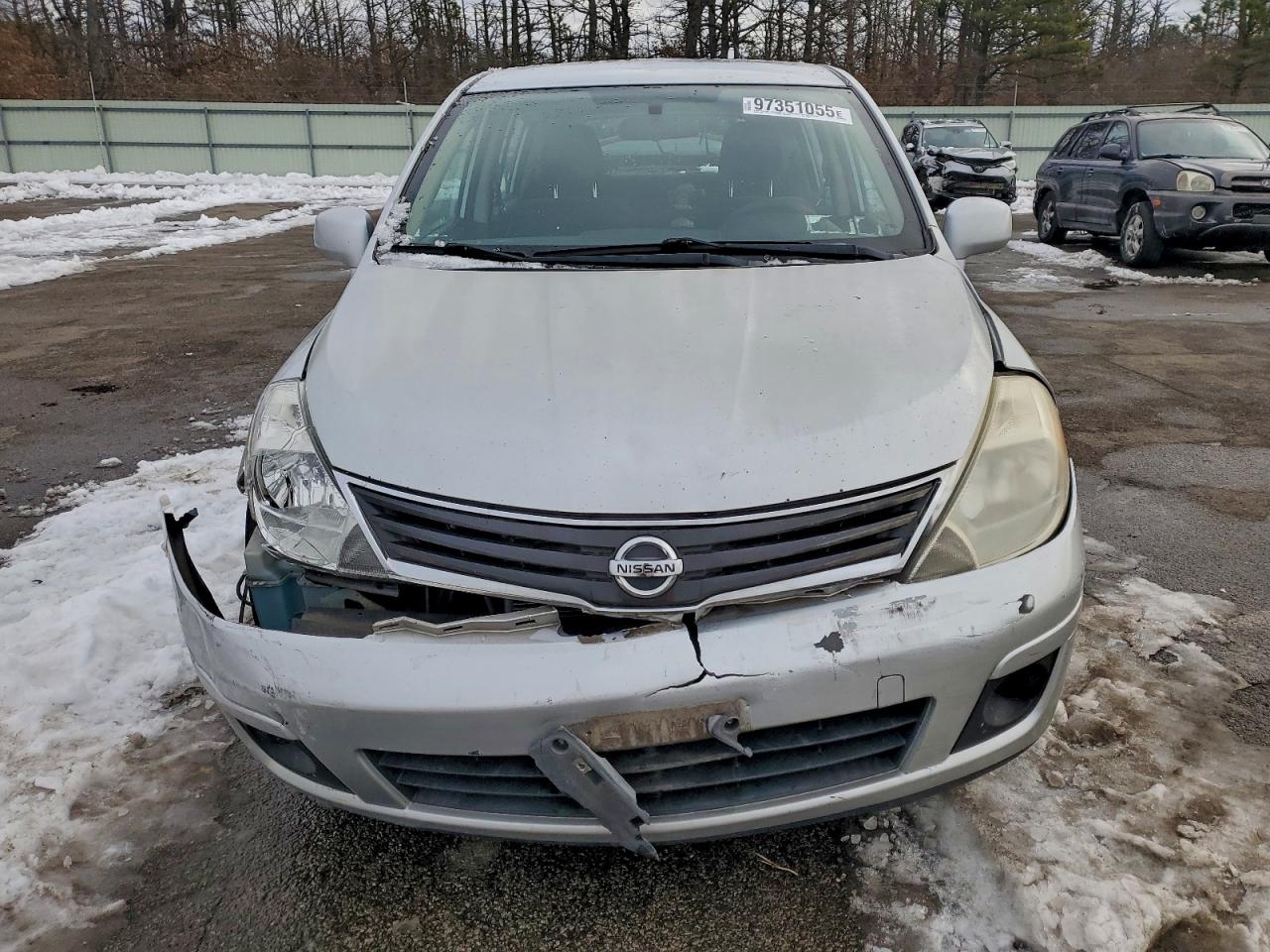 2011 NISSAN VERSA S photo 9