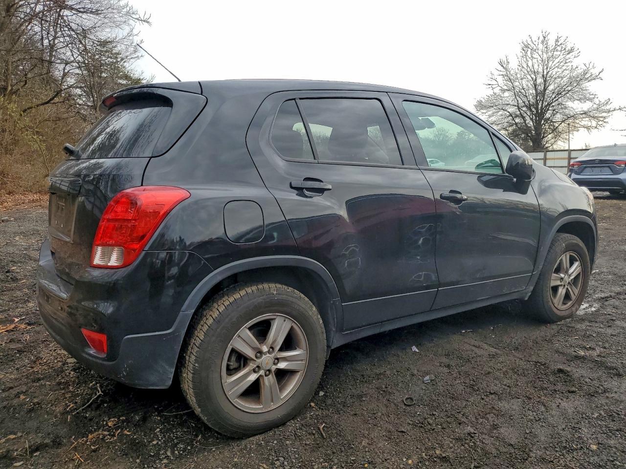 2022 CHEVROLET TRAX LS photo 5