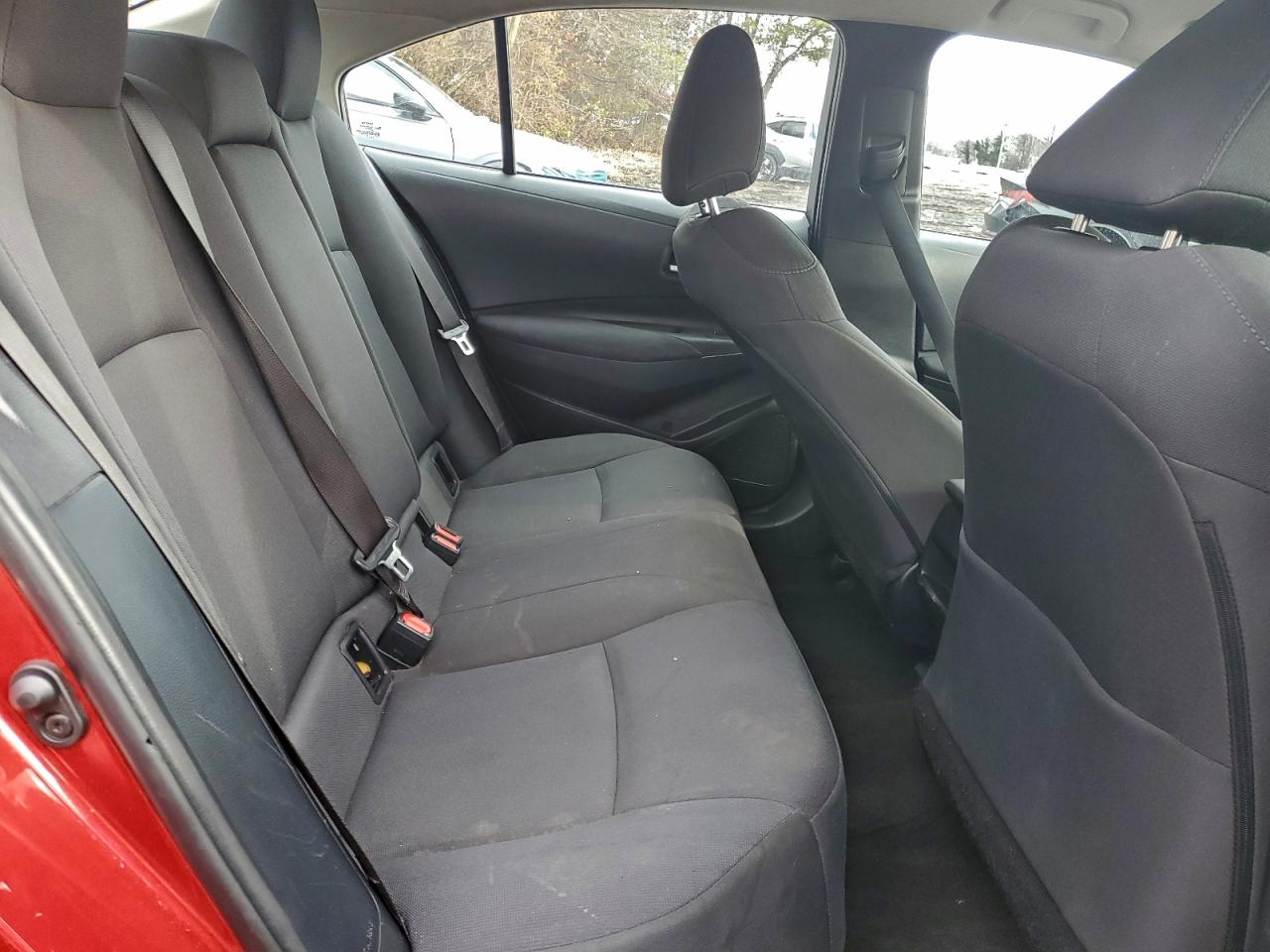 2021 TOYOTA COROLLA LE photo 19