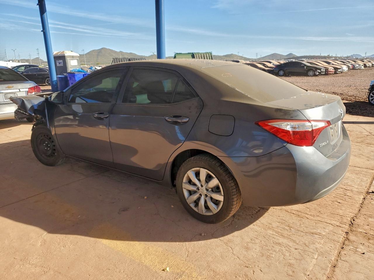 2016 TOYOTA COROLLA L photo 2