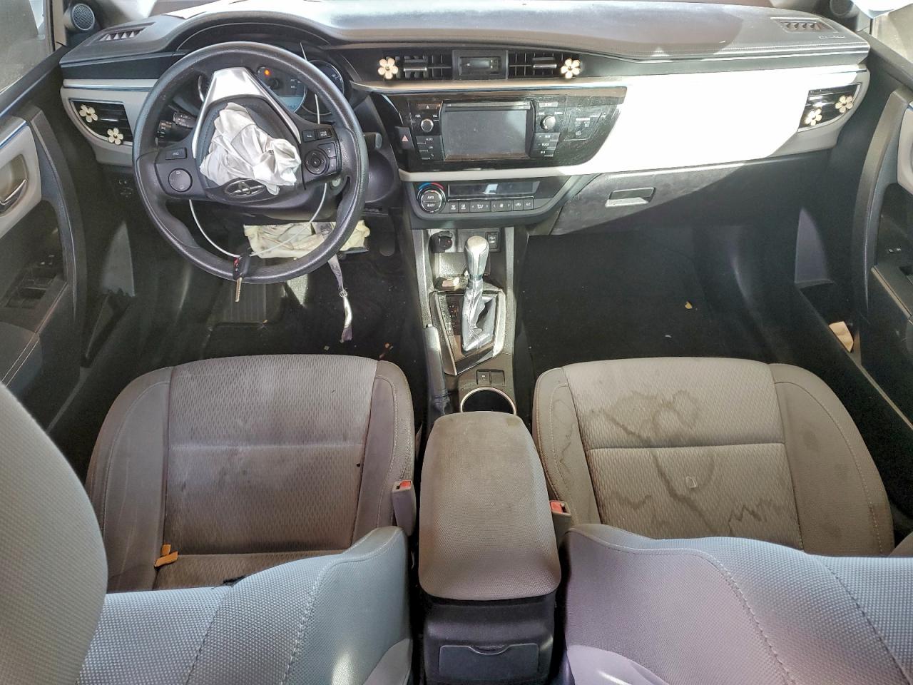 2016 TOYOTA COROLLA L photo 8