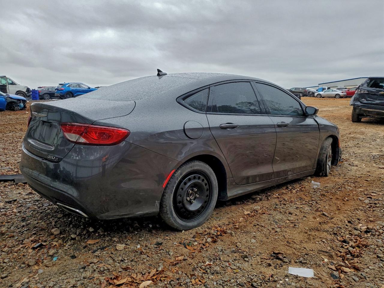 2015 CHRYSLER 200 S photo 3