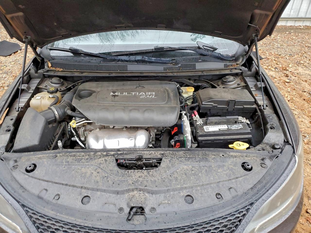 2015 CHRYSLER 200 S photo 11