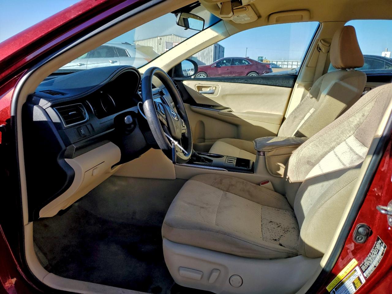 2015 TOYOTA CAMRY HYBRID photo 25