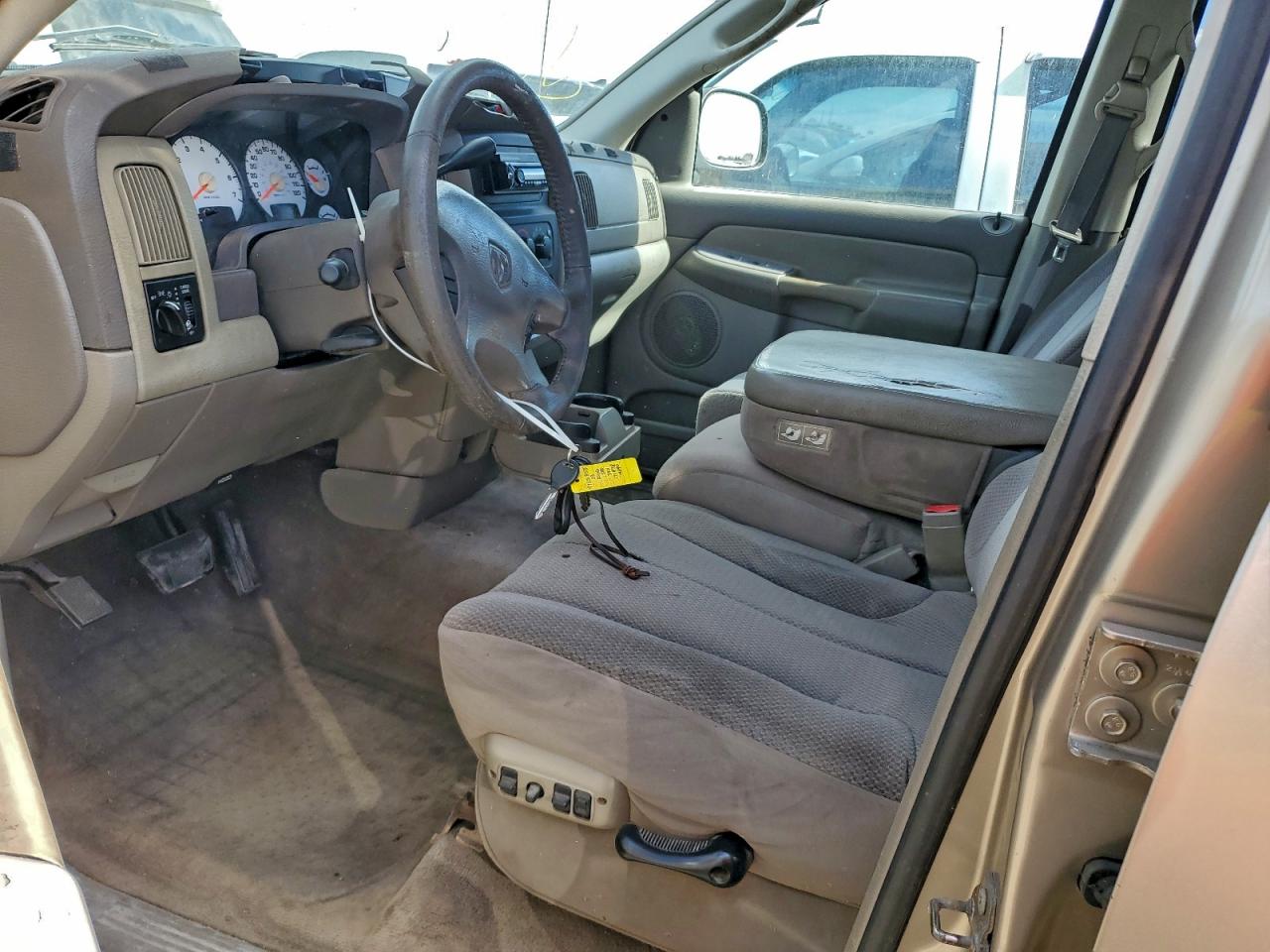 2003 DODGE RAM 1500 ST photo 13