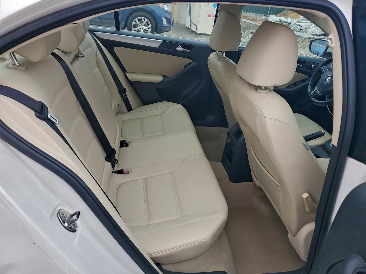 2013 VOLKSWAGEN JETTA SE photo 19