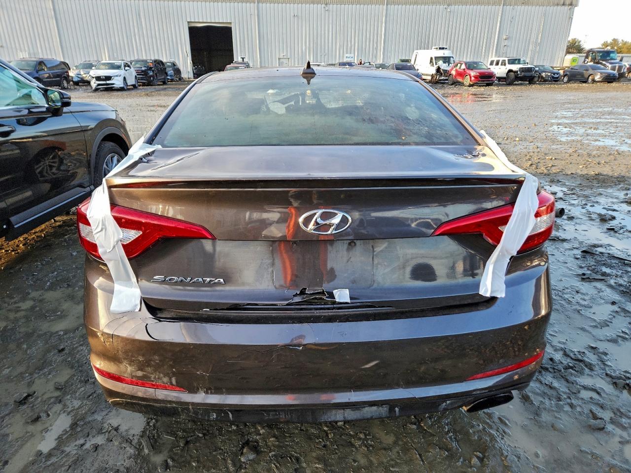 2016 HYUNDAI SONATA SE photo 11