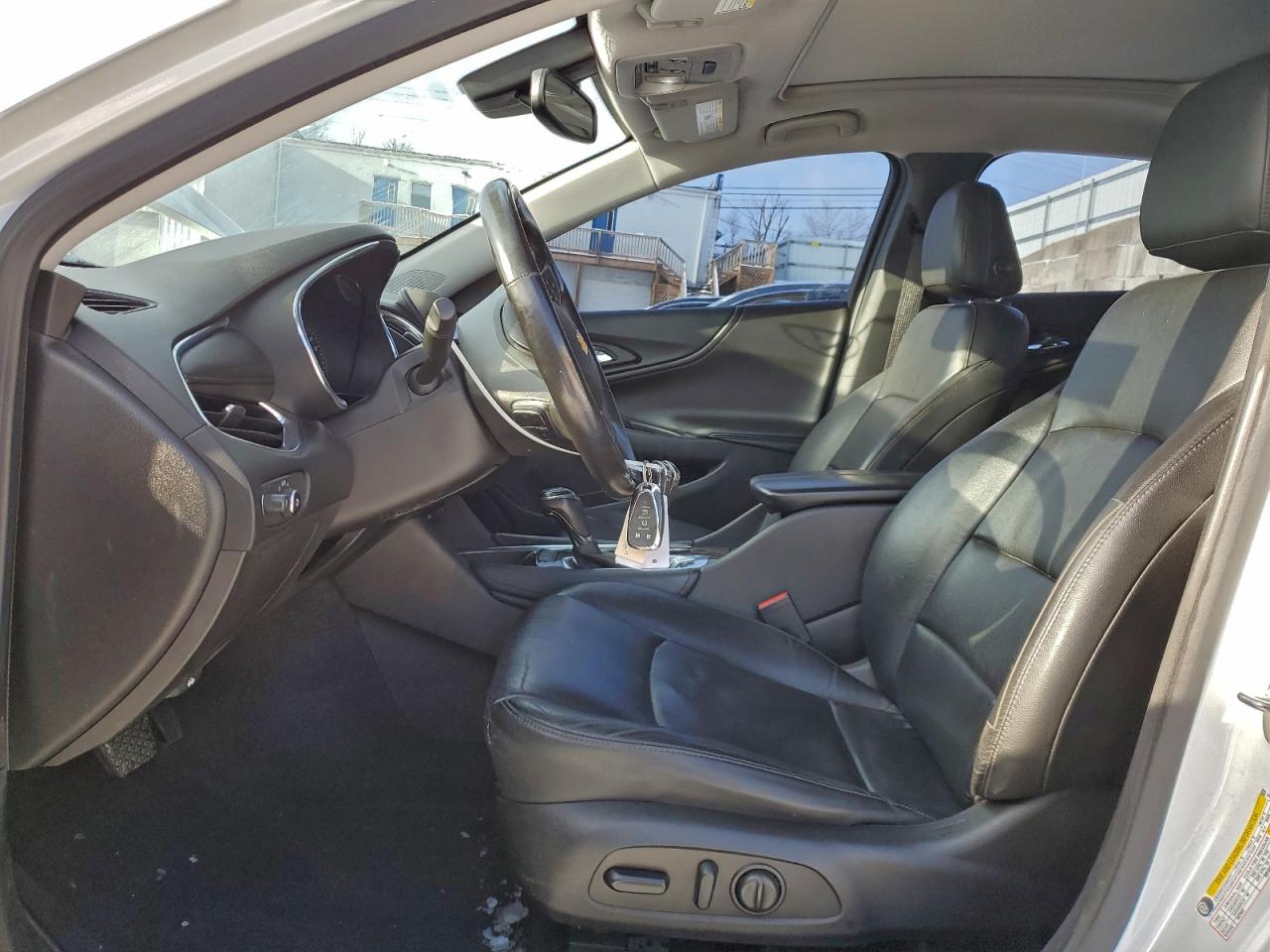 2018 CHEVROLET MALIBU PREMIER photo 19