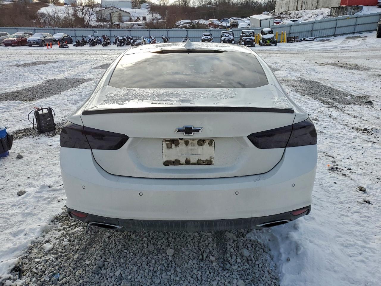 2018 CHEVROLET MALIBU PREMIER photo 16