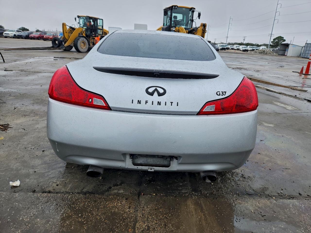 2009 INFINITI G37 BASE photo 6