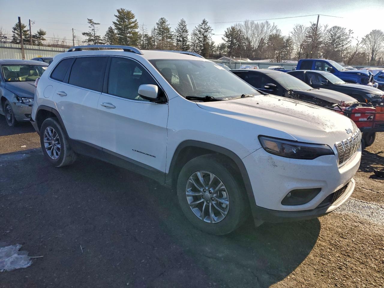 2021 JEEP CHEROKEE LATITUDE LUX photo 4