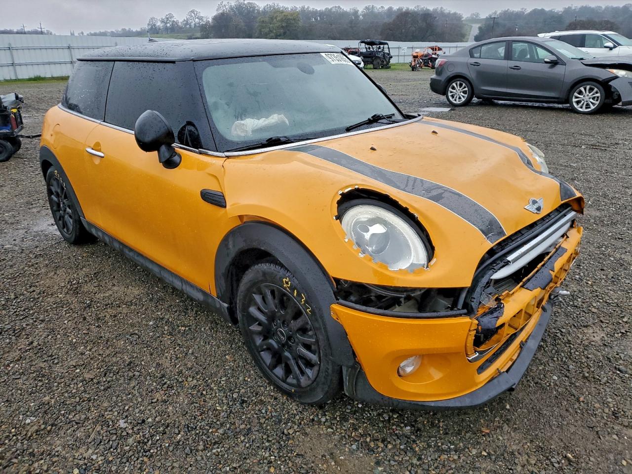 2014 MINI COOPER photo 7